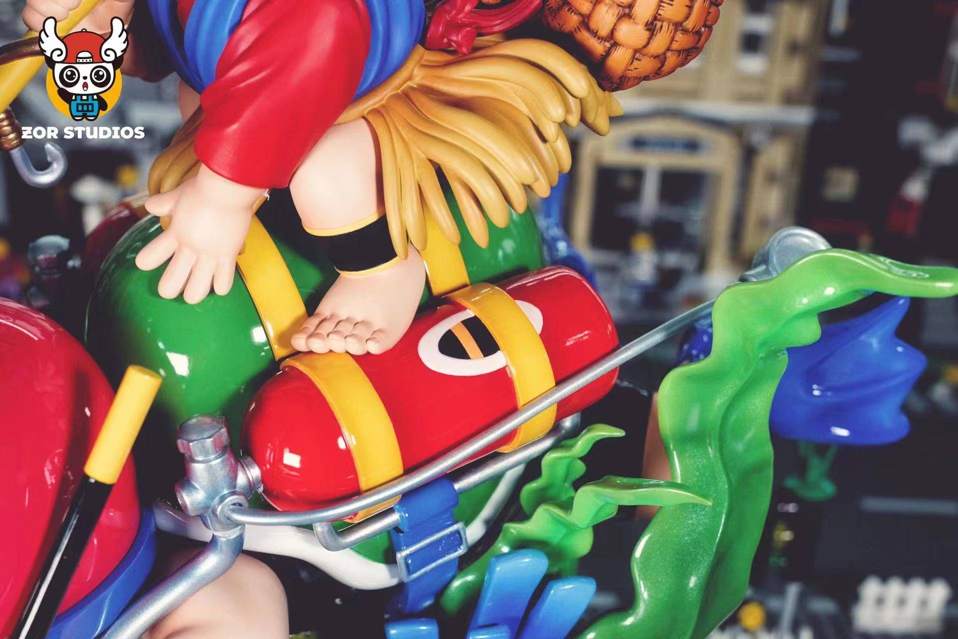 Zor Studio Dr.Slump Diving Arale | Mirai Collectibles