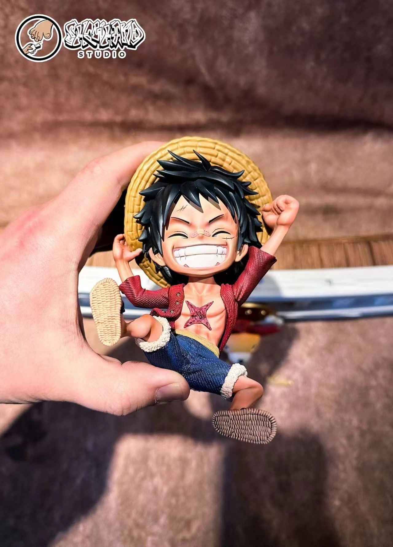 showhand-studio-one-piece-luffy-mirai-collectibles
